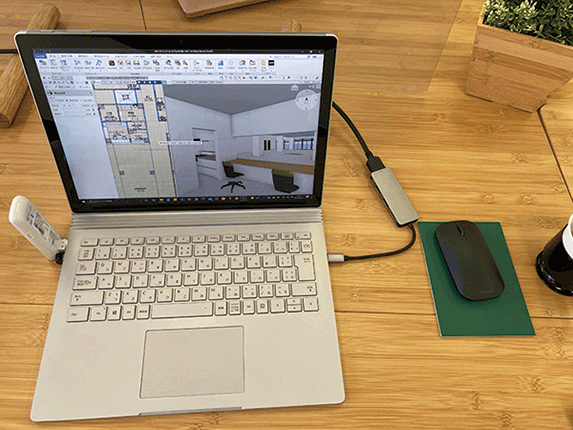 先方でのプレゼンテーションのセッティング