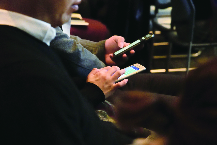 スマホでアンケートや質問をリアルタイム投稿