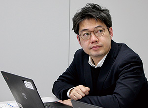 CAD経験20年近い私から見ても、GLOOBEの操作習得は難しくありません<BR> 全ての操作が直感的にでき、必要なものは全て用意されていますから　ー　平 桂史郎 氏