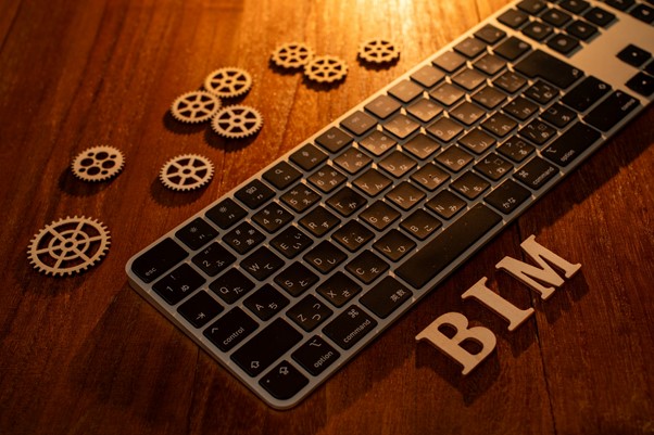 キーボードと「BIM」の文字